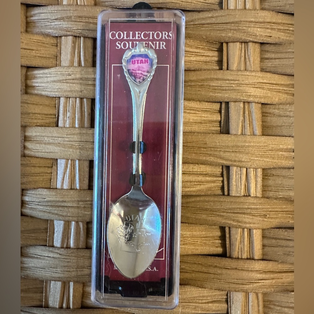 Utah Souvenir Spoon - Silver and Pink